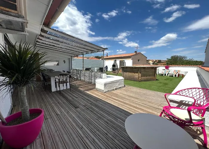 Daire Grand Avec Terrasse Et Piscine Privee