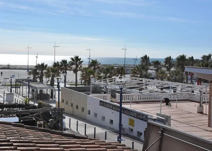 Grand Avec Terrasse Et Piscine Privee * Saint-Pierre-la-Mer (Aude)